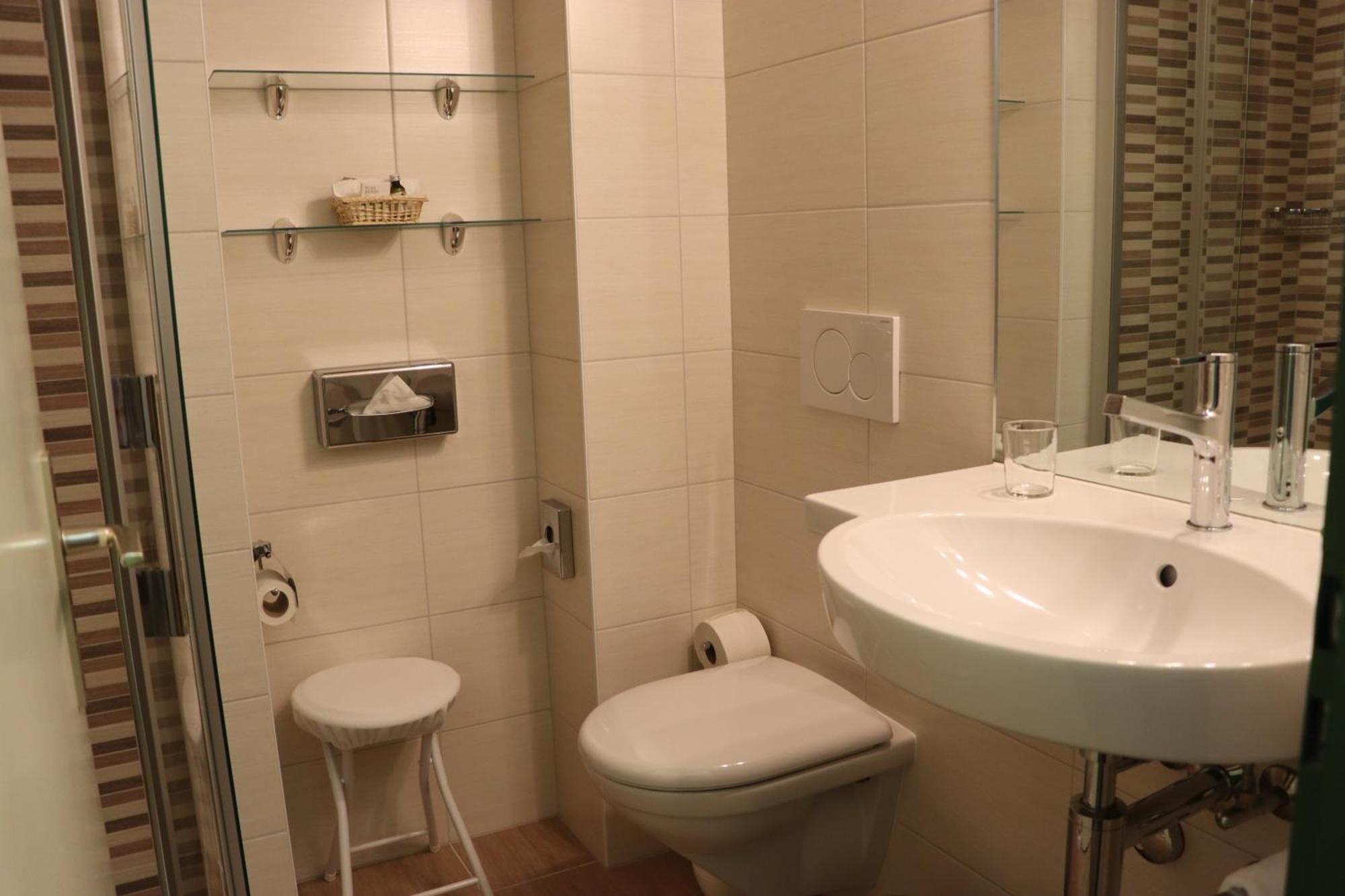 Hotel & Spa Cacciatori Cademario Ruang foto